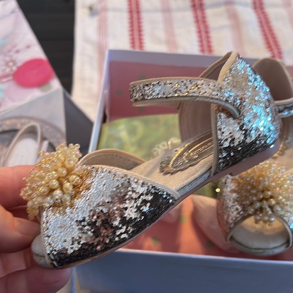 Joyfolie Rayme Gold shoes Size 6 Toddler Baby - Picture 9 of 10